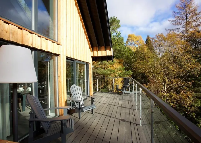 Loch Tay Highland Lodges And Glamping Park